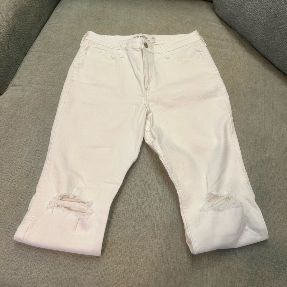 Hollister White Distressed Ankle Jeans